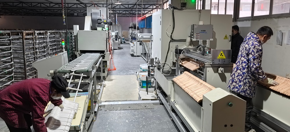 Wooden Hanger High-Speed Automatic Painting Production Line