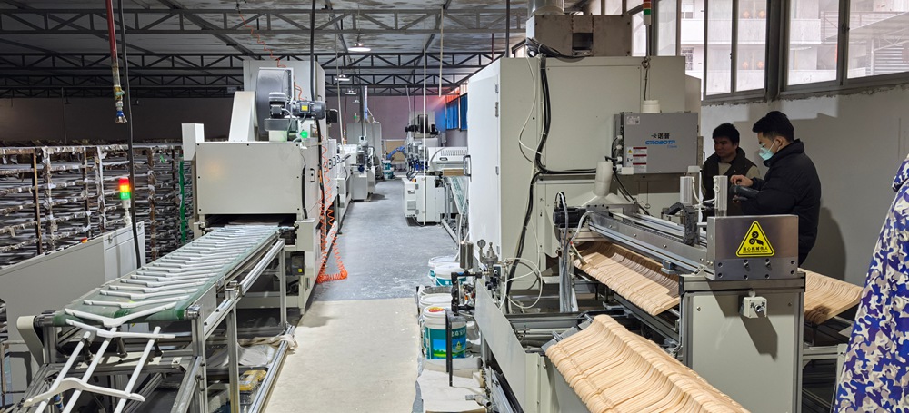 Wooden Hanger High-Speed Automatic Painting Production Line